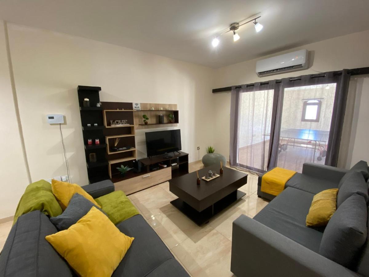 Philip Spacious Apartment Limassol Exterior foto